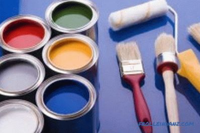 Maľovanie podšívka vnútri i mimo domu: výber farby