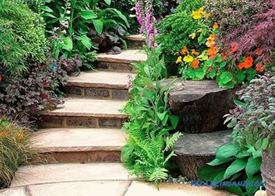 Do-it-yourself záhradné schodisko - usporiadanie nerovného priestoru + výkresy