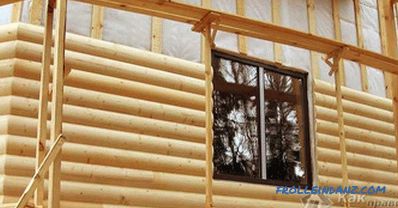 Ako poškrabať domček v dome - imitácia dreva na fasáde