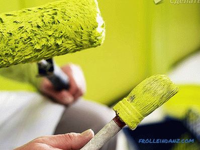 Ako maľovať strop bez škvŕn